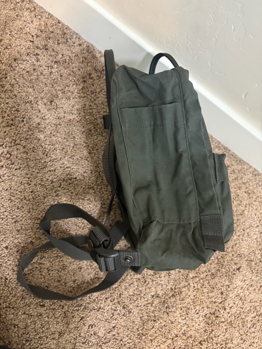 Fjallraven Kanken Mini Backpack - Forest Green - Picture 3 of 9